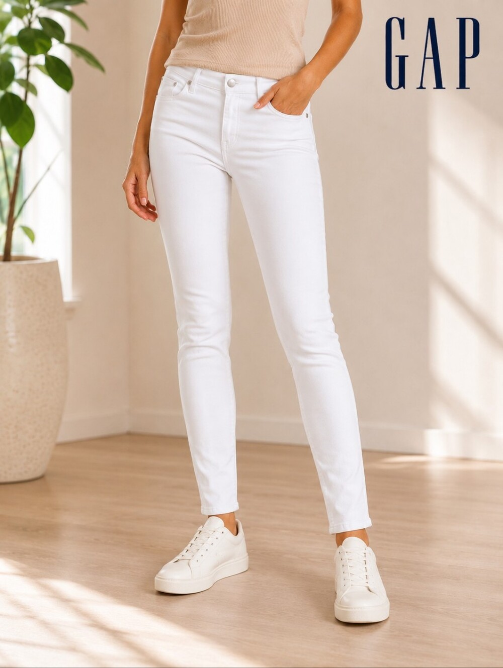 💙 GAP - NEW WITH TAG White Slim Skinny Jeans
